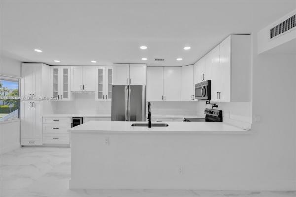 Newport, 67 Newport D #67, Deerfield Beach, Florida 33442, image 1
