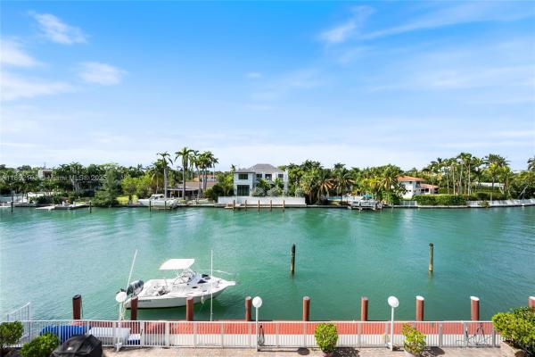 Montego Club, 10180 W Bay Harbor Dr #3A, Bay Harbor Islands, Florida 33154, image 2