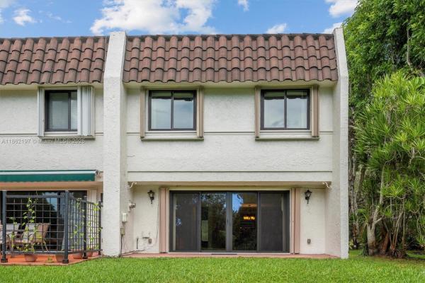 Hilltop, 6101 SW 90th Ct #2A, Sunset, Florida 33173, image 3