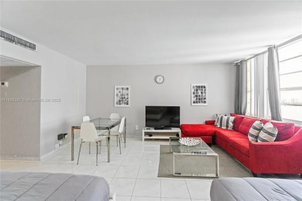 The Decoplage, 100 Lincoln Rd 1616, Miami Beach, Florida 33139, image 1