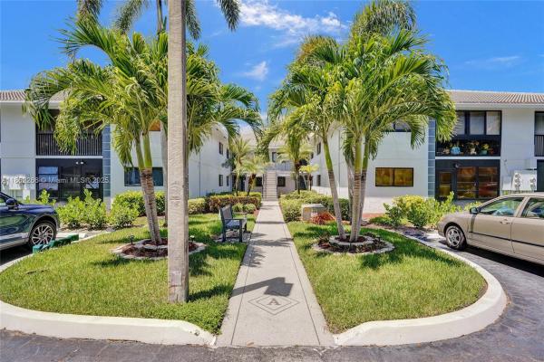 Ashland At Lakes Of Delray, 15011 Ashland Cir #27, Delray Beach, Florida 33484, image 1