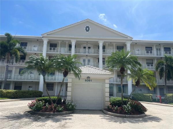 Whitehall At Camino Real, 6061 Balboa Cir #304, Boca Raton, Florida 33433, image 1