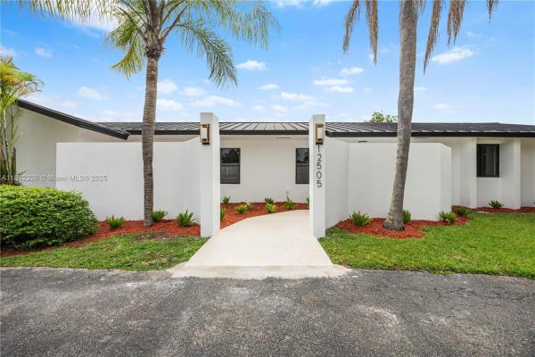 Fleeman Estates, 12505 SW 99th Ave, Kendall, Florida 33176, image 2