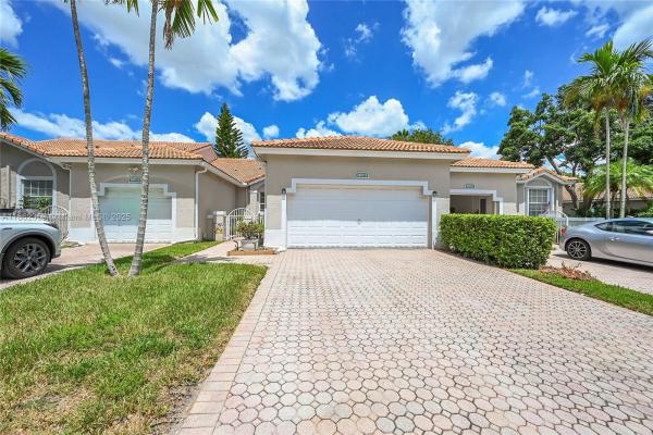 Regency Homes At Fairway Isles, 7401 S Aragon Blvd #5, Sunrise, Florida 33313, image 1