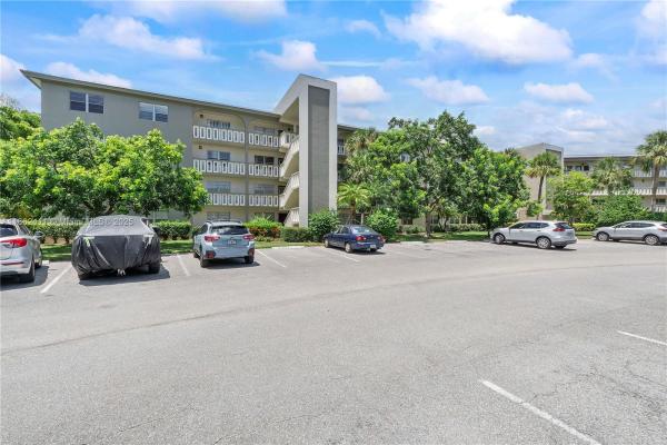 Antigua Village, 2502 Antigua Ter #F4, Coconut Creek, Florida 33066, image 1