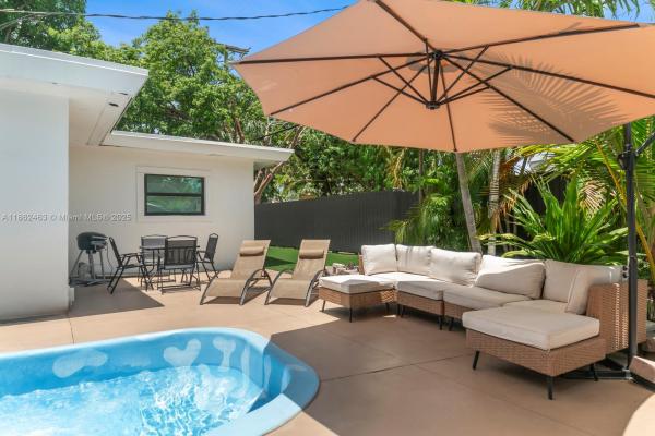 Poinciana Park, 509 SE 19th St, Fort Lauderdale, Florida 33316, image 1