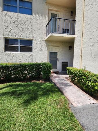 Hollybrook Golf & Tennis Club, 681 S Hollybrook Dr #110, Pembroke Pines, Florida 33025, image 1
