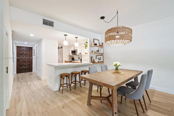 Biltmore Court Villas, 2600 Cardena St 11, Coral Gables, Florida 33134, image 1