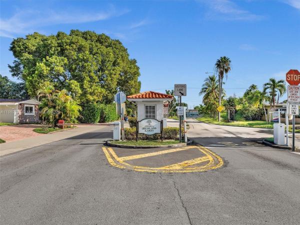 Highland Lakes, 20350 Highland Lakes Blvd, Ojus, Florida 33179, image 2