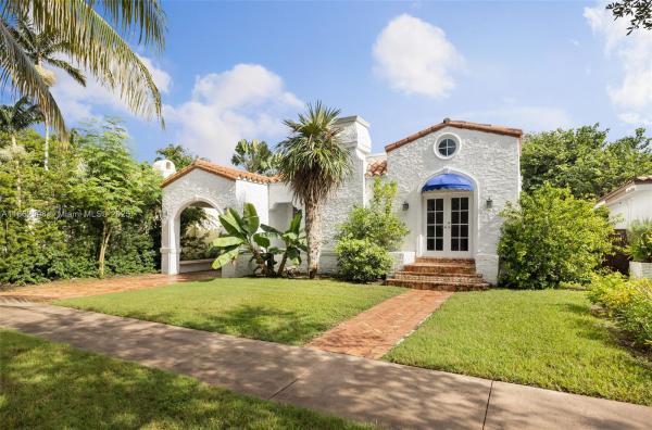 Coconut Grove, 231 Viscaya Ave, Coral Gables, Florida 33134, image 1