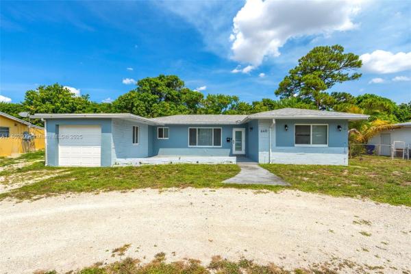 Melrose Park, 640 E Melrose Cir, Fort Lauderdale, Florida 33312, image 2