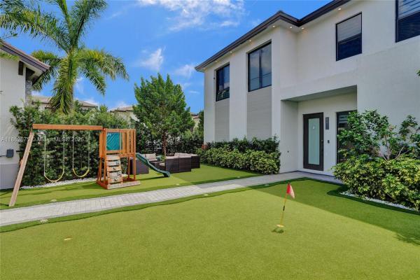 8211 NW 43rd Ter, Doral, Florida 33166, image 3