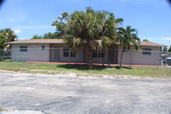 Breezyway Manor, 3133 SW 13th St #1-2, Fort Lauderdale, Florida 33312, image 1