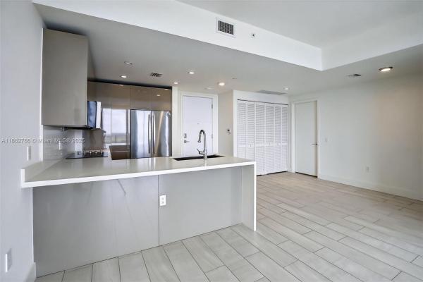 One Metropica, 2000 Metropica Way #2302, Sunrise, Florida 33323, image 1