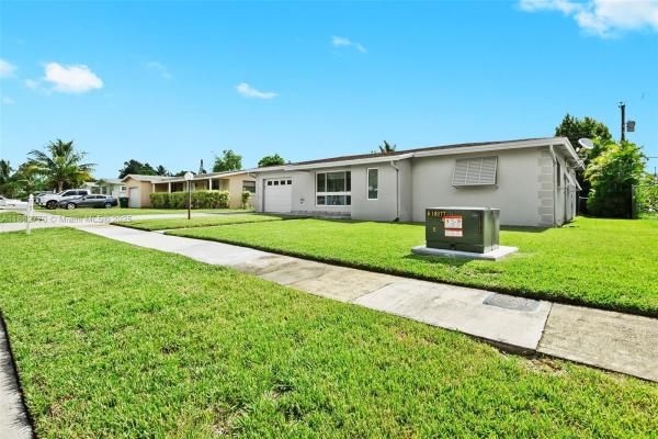 Welwyn Park, 2241 SW 67th Way, Miramar, Florida 33023, image 2