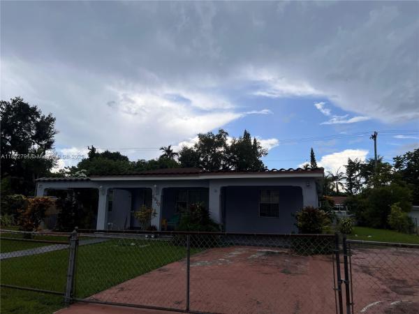 Oaklawn, 1920 SW 67 Ave, Coral Terrace, Florida 33155, image 3