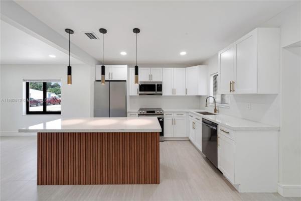 North Miami Estates, 1321 NW 44th St, Miami, Florida 33142, image 1