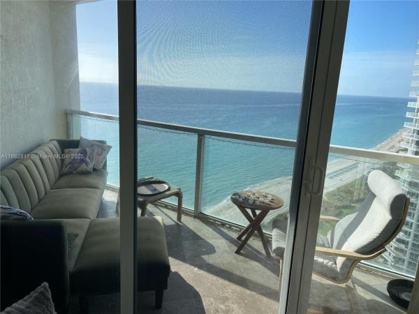La Perla, Sunny Isles Beach, Florida 33160, image 1