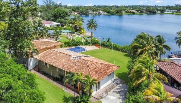 4399 SW 89th Ave, Miami, Florida 33165, image 1