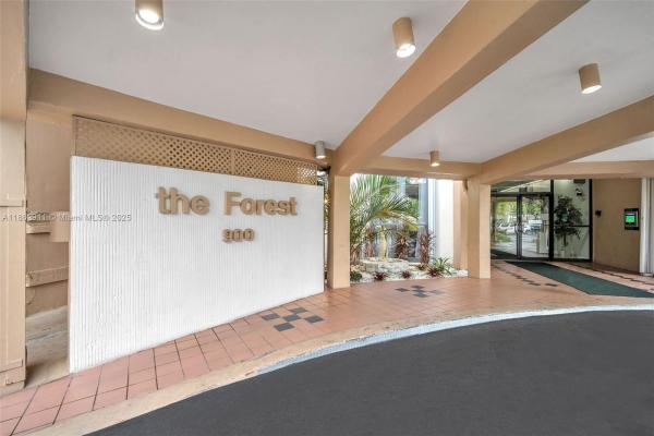 The Forest, 900 Saint Charles Pl #PH9, Pembroke Pines, Florida 33026, image 1