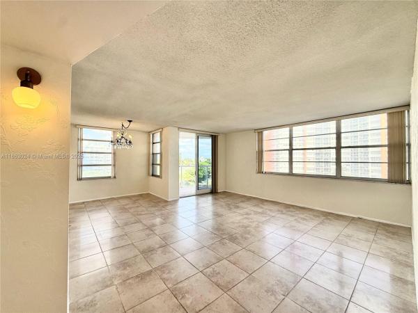 1351 NE Miami Gardens Dr #626E, Miami, Florida 33179, image 1