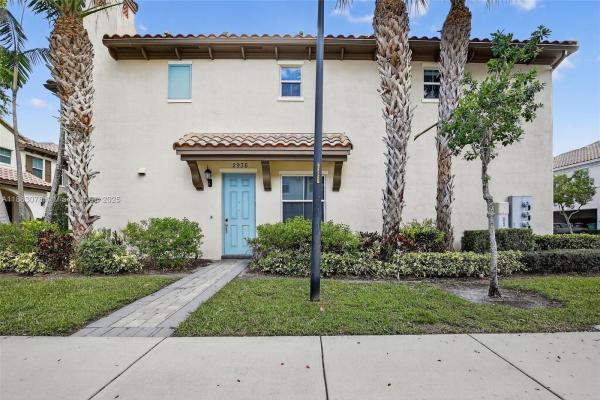 Cascada Isle, 2938 St Thomas Dr, Cooper City, Florida 33024, image 1