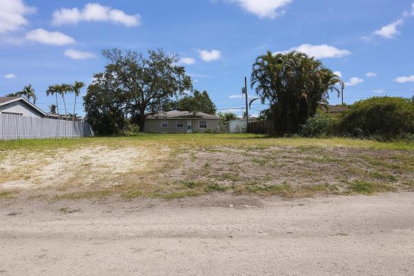 Palm Lane Villa, 6651 Meade St, Hollywood, Florida 33024, image 1