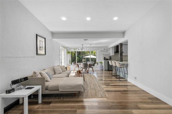 Sherwood Forest, 1704 SW 9th St, Fort Lauderdale, Florida 33312, image 1
