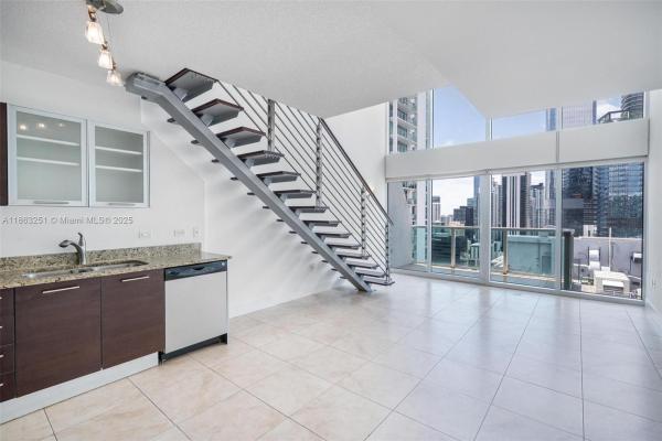 Brickell On The River South Tower, 41 SE 5th St #1704, Miami, Florida 33131, image 1