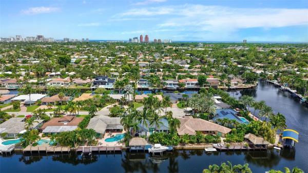 Edgewater Estates, 2131 NE 15th Ter, Wilton Manors, Florida 33305, image 1