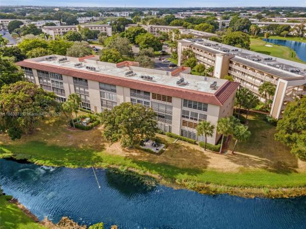 Martinique Village, 4401 Martinique Ct #C4, Coconut Creek, Florida 33066, image 1