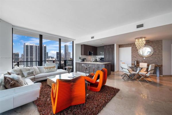 Rise Brickell City Centre, 88 SW 7th St #1812, Miami, Florida 33130, image 1