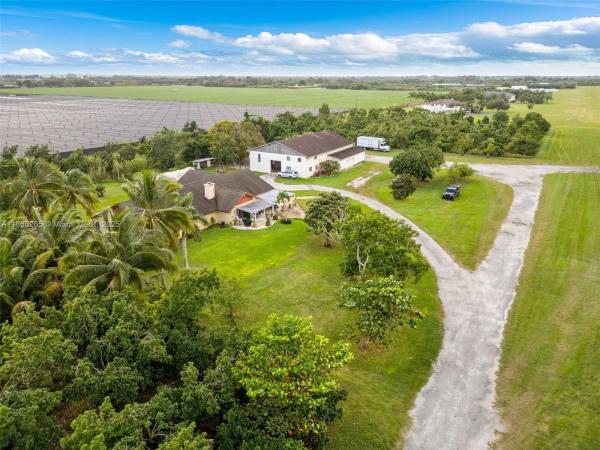 22100 SW 194th Ave, Unincorporated Dade County, Florida 33170, image 1