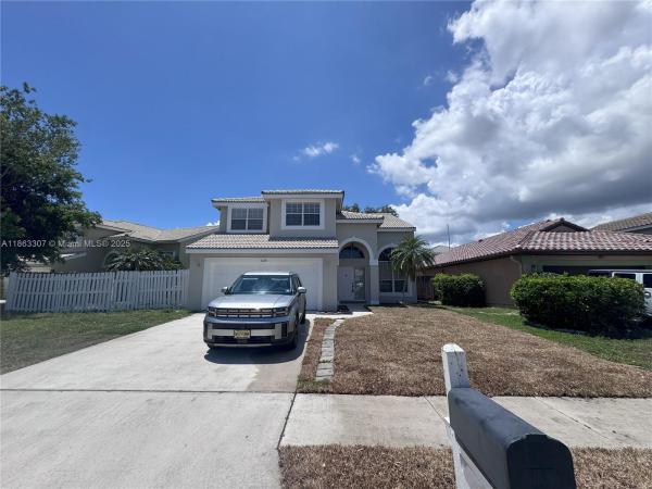 Bristol Isle At Lake Charleston, 7228 Davit Cir, Lake Worth Beach, Florida 33467, image 1