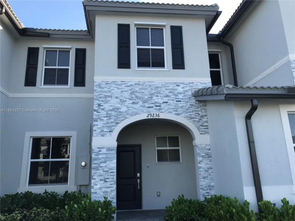 29236 SW 163rd Ct, Unincorporated Dade County, Florida 33033, image 1