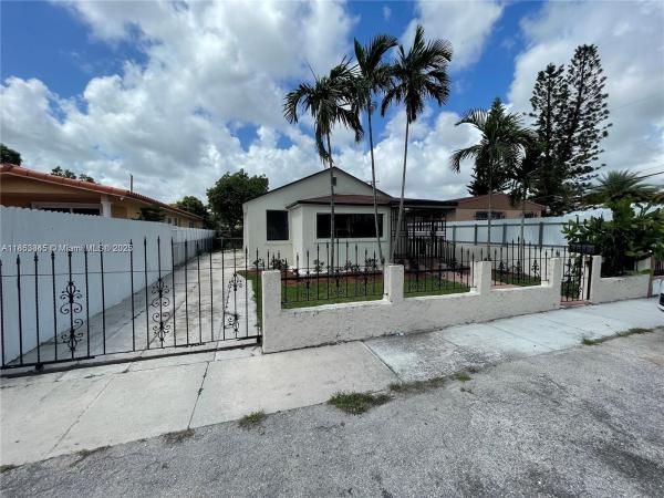 Hialeah Residential, 508 E 40th St, Hialeah, Florida 33013, image 1
