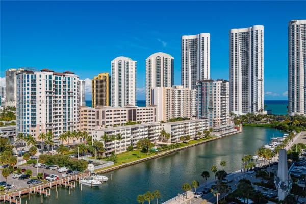 Arlen House West, 500 Bayview Dr #1227, Sunny Isles Beach, Florida 33160, image 1