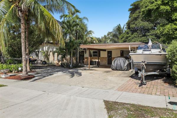 2441 SW 43rd Ave, Fort Lauderdale, Florida 33317, image 3