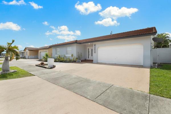 14612 SW 172nd Ln, Miami, Florida 33177, image 1