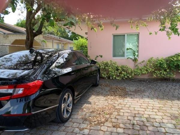 Carters, 3136 Hibiscus St #3136, Miami, Florida 33133, image 1
