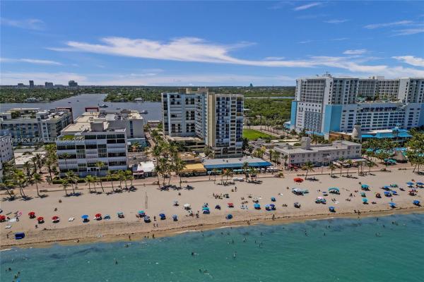 Crystal Tower, 322 Buchanan St #810, Hollywood, Florida 33019, image 3