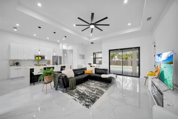 1921 SW 4th St, Cape Coral, Florida 33991, image 1