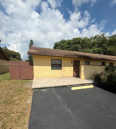 Lake Island, 4403 NW 4th Ave #4403, Deerfield Beach, Florida 33064, image 1