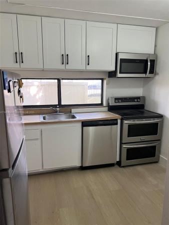 Plaza Of The Americas, 16909 N Bay Rd #119-1, Sunny Isles Beach, Florida 33160, image 1