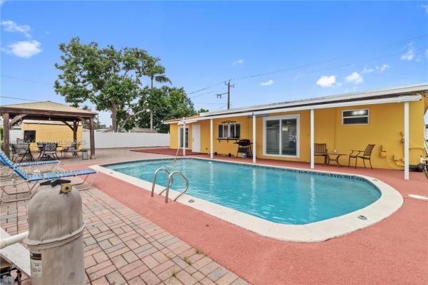 Boulevard Heights, 7490 Buchanan St, Hollywood, Florida 33024, image 3