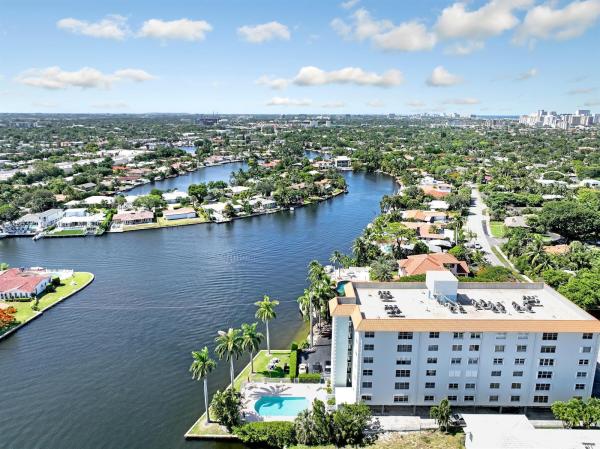 Middle River Tower, 1881 Middle River Dr #605, Fort Lauderdale, Florida 33305, image 1
