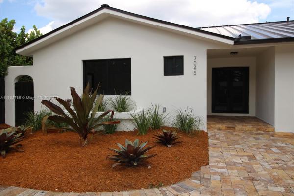 7045 SW 83rd Pl, Miami, Florida 33143, image 1