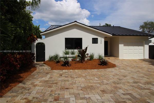 Sunset Pines, 7045 SW 83rd Pl, Glenvar Heights, Florida 33143, image 3