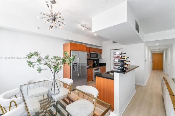 Vizcayne North, 244 Biscayne Blvd #1808, Miami, Florida 33132, image 1