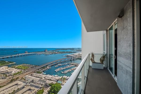 Vizcayne North, 244 Biscayne Blvd #4704, Miami, Florida 33132, image 1